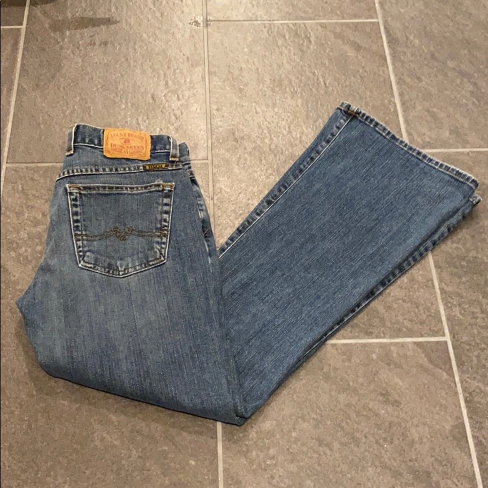 Women’s blue jeans